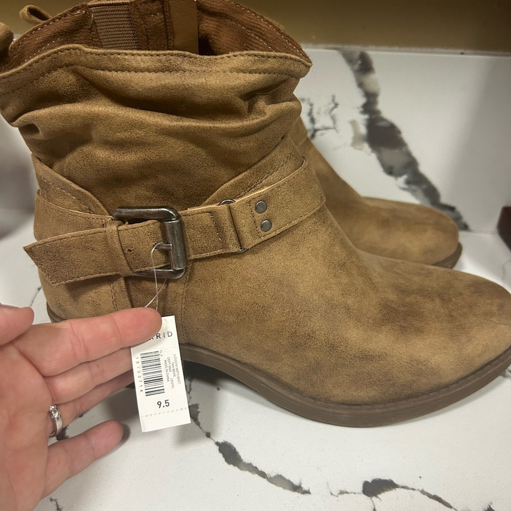 New Torrid boots size 9.5W